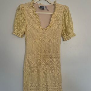 Reclaimed Vintage Yellow Lace Bodycon Midi/Mini Dress